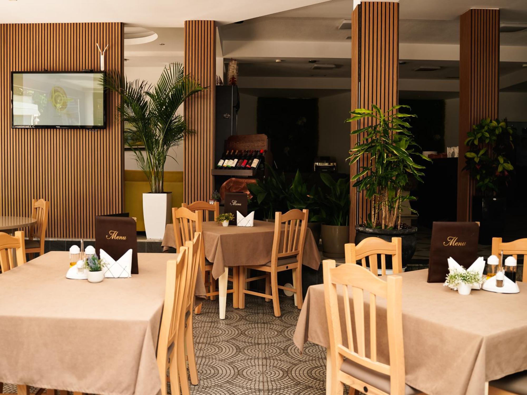 Kapri Hotell 4*